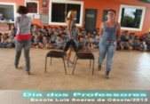 Dança das cadeiras com as Profª - Dia dos Professores.jpg